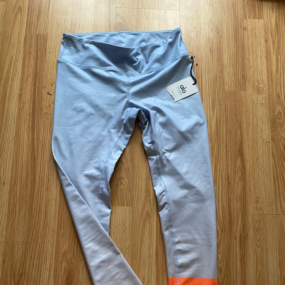 Brand new Alo leggings!!